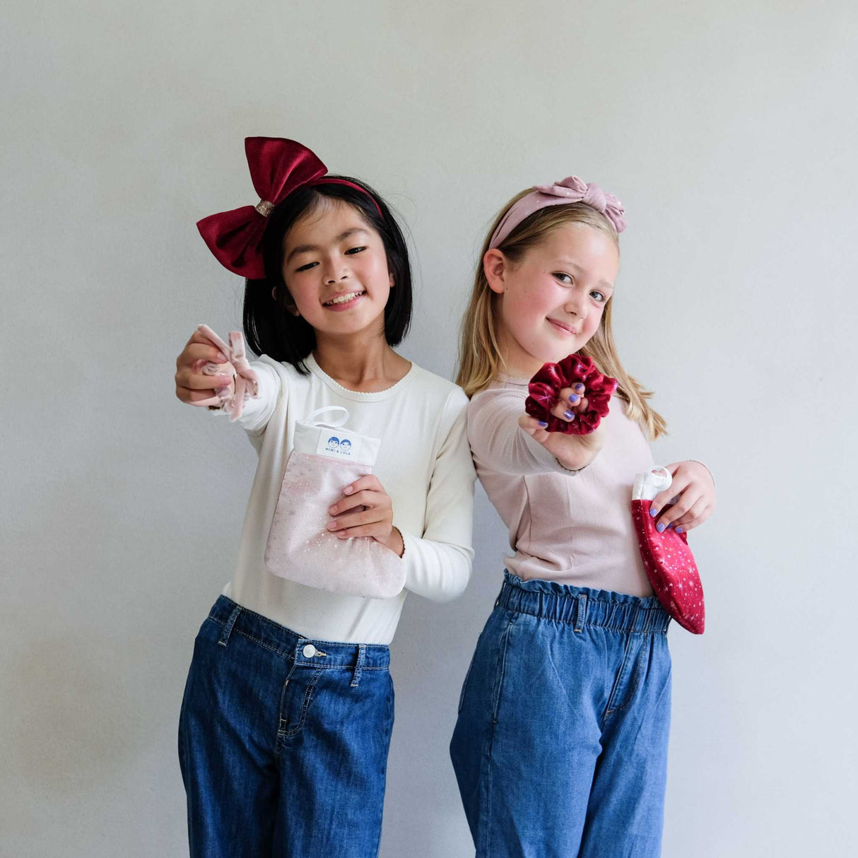 Haarreif mit großer Samtschleife