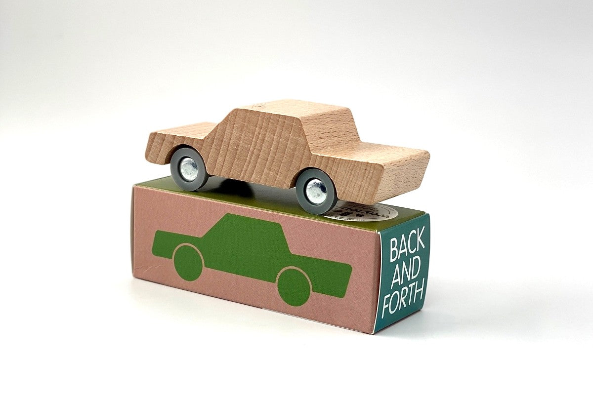 Back and Forth Holz- Auto natur