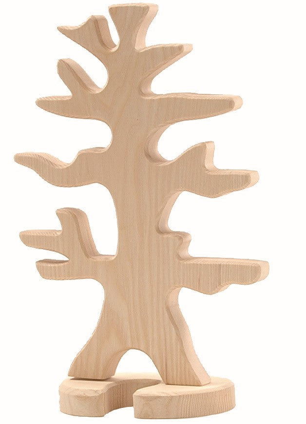 Vogelbaum mit Stütze