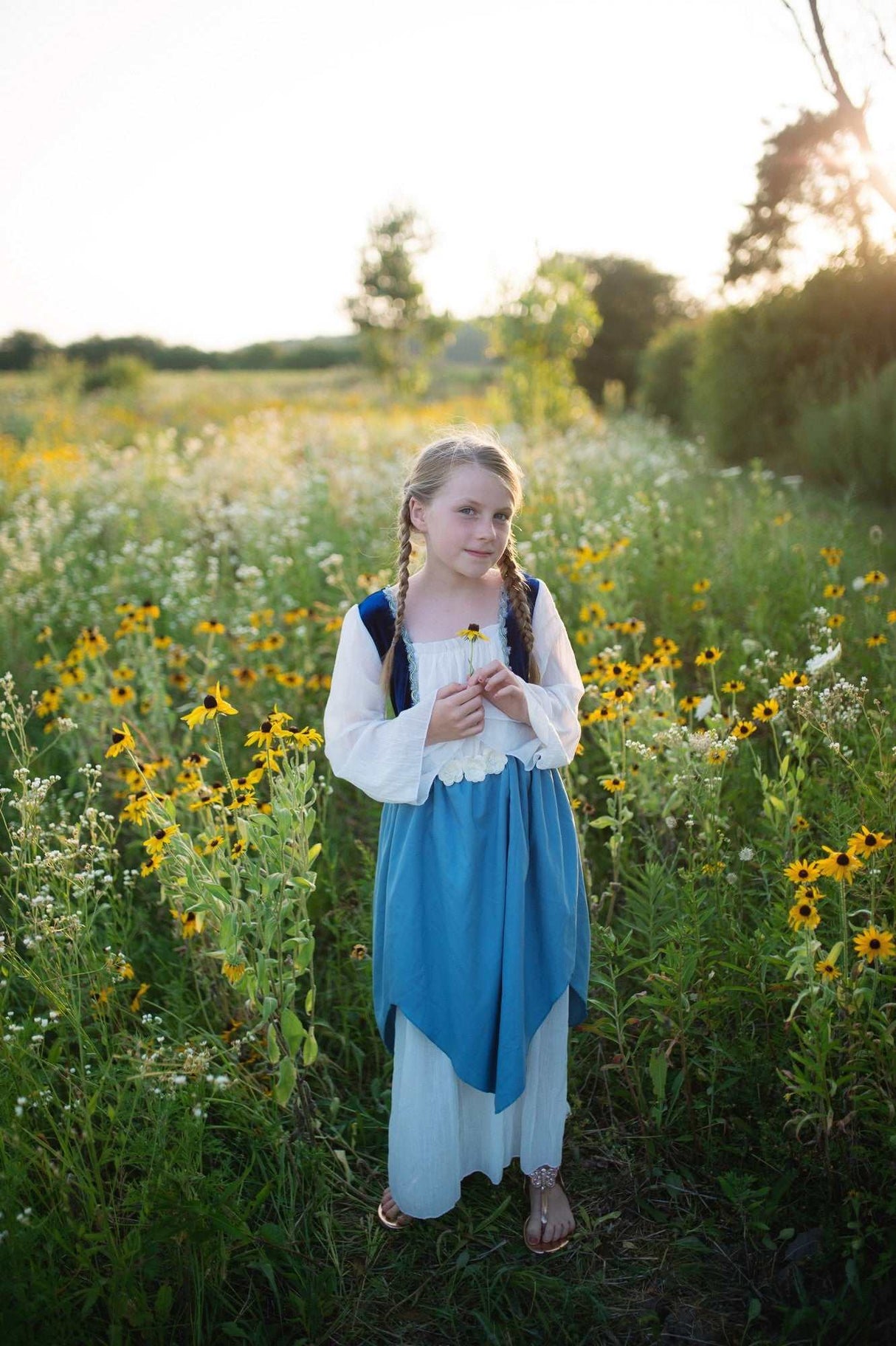 Bauernkleid blau 5-6 Jahre