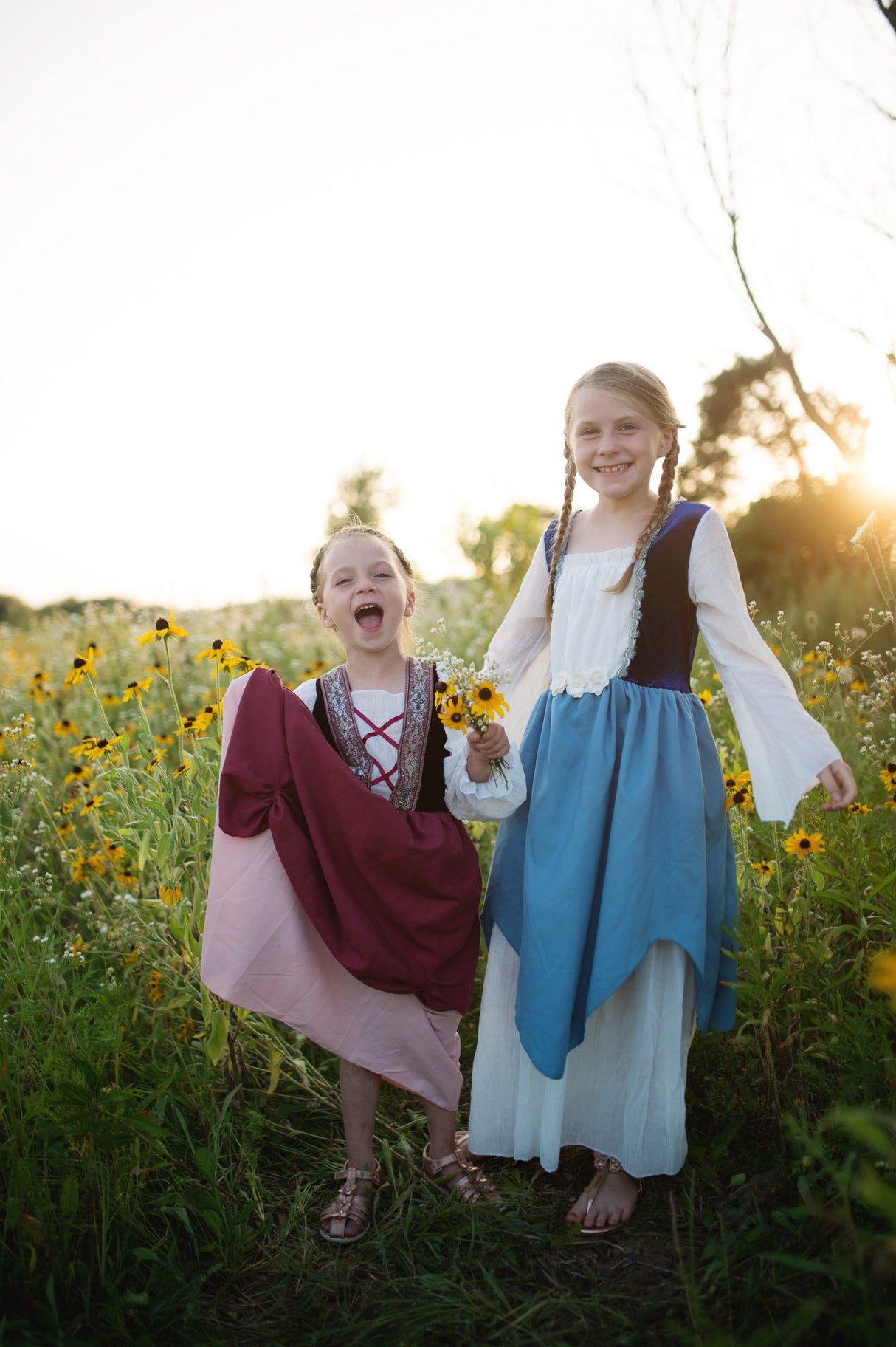 Bauernkleid blau 5-6 Jahre