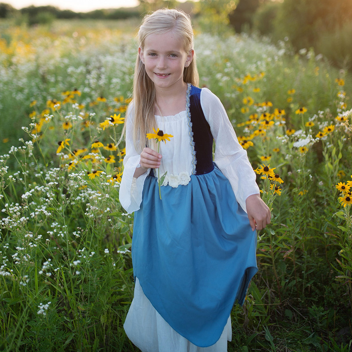 Bauernkleid blau 5-6 Jahre