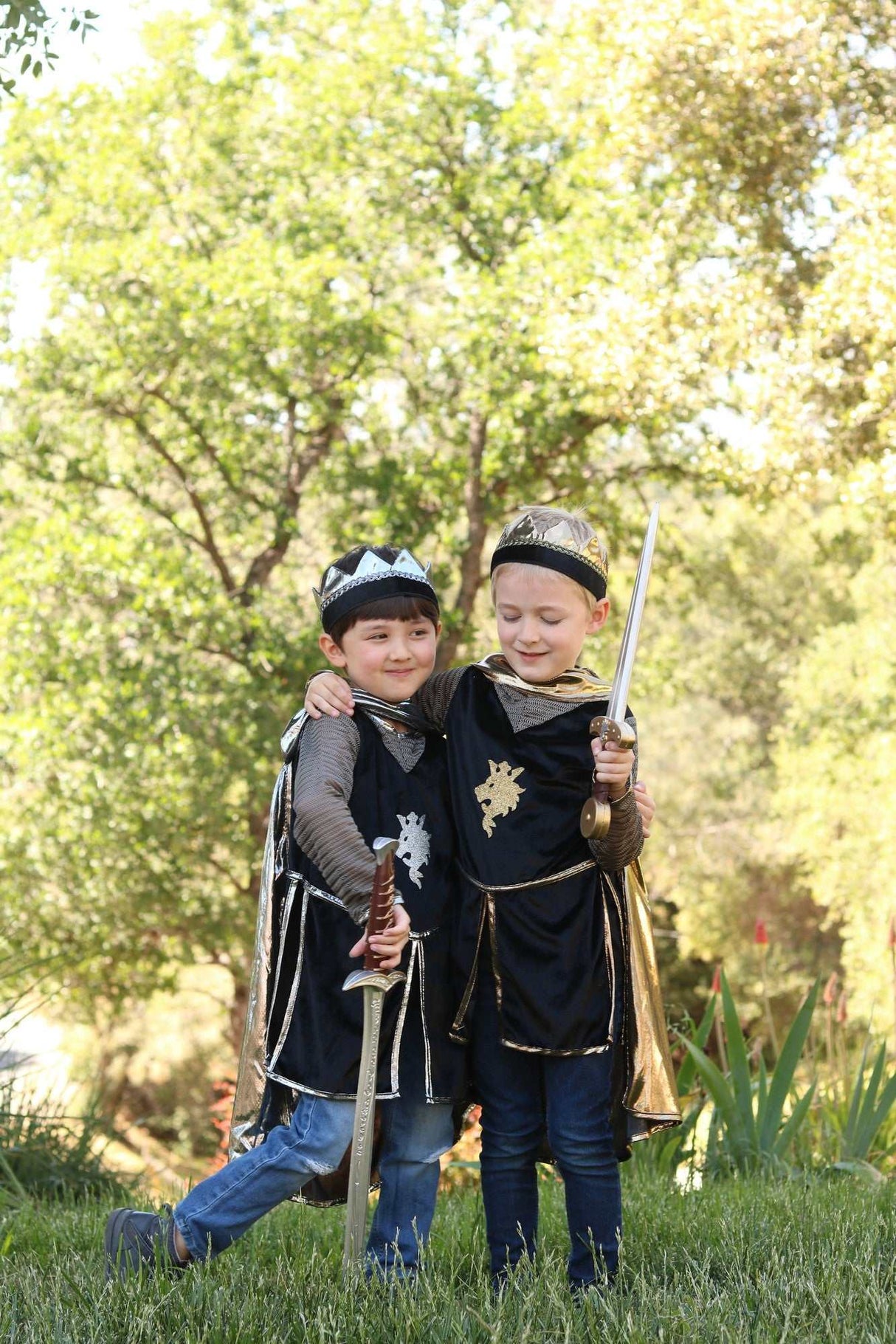 Ritter Kostüm 3 teilig, Silber 7-8 Jahre