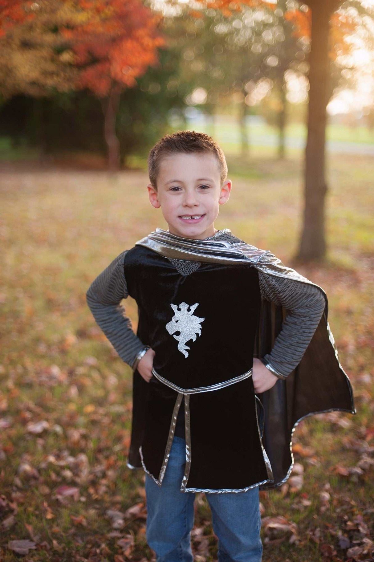 Ritter Kostüm 3 teilig, Silber 7-8 Jahre