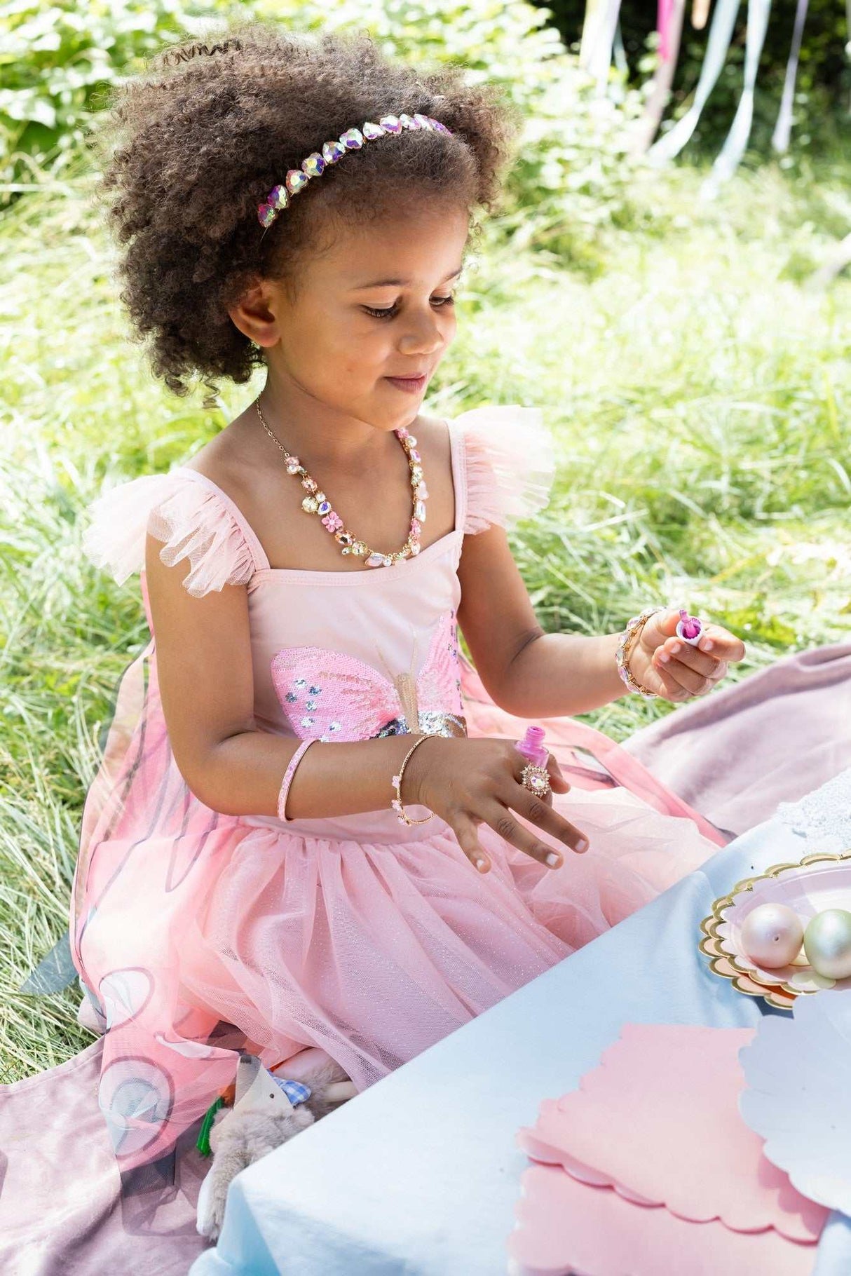 Schmetterlingskleid mit Flügeln & Pailletten 5-6 Jahre