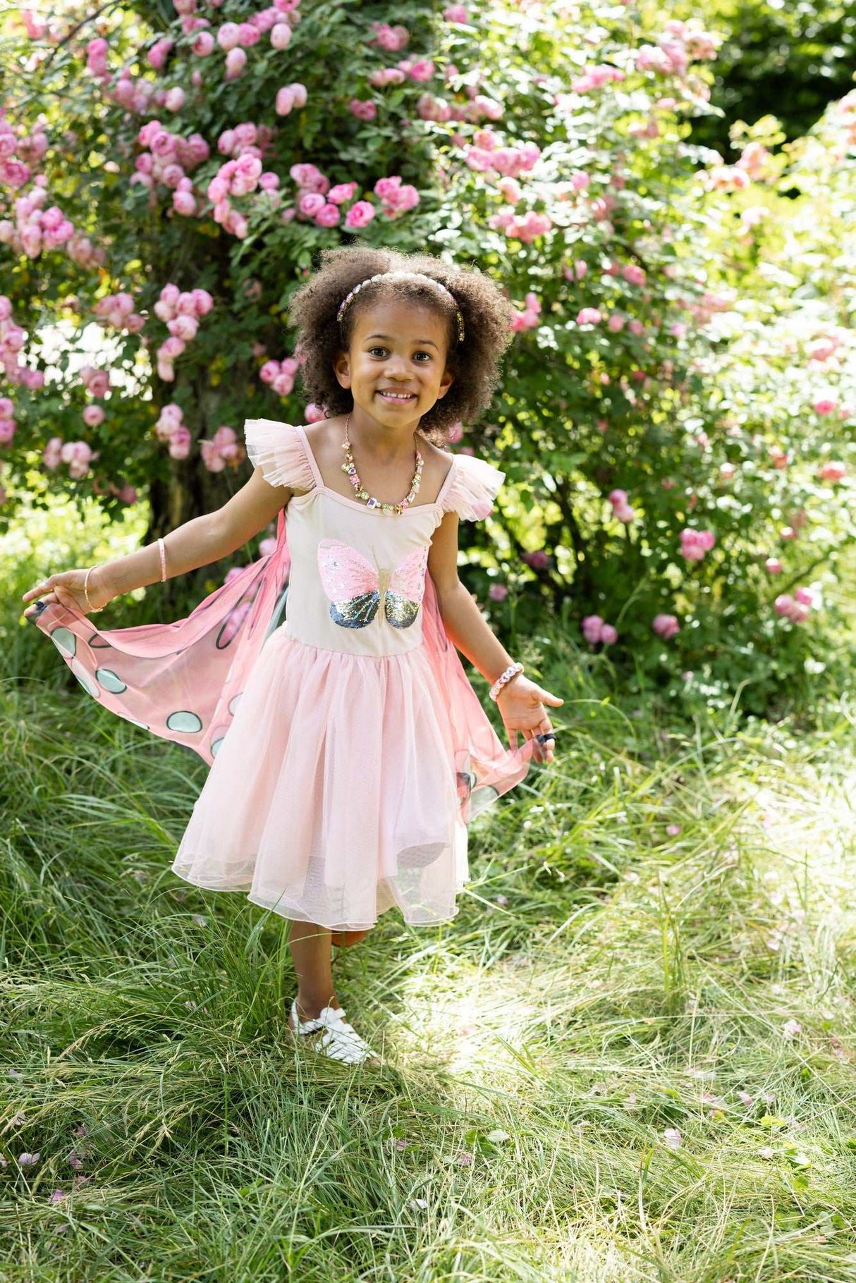 Schmetterlingskleid mit Flügeln & Pailletten 5-6 Jahre