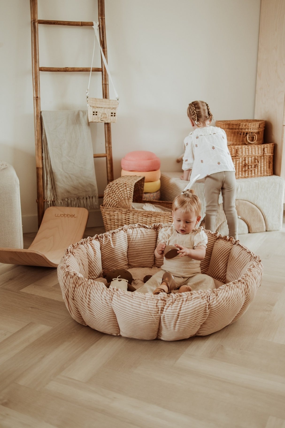 Spielmatte Bloom/  Braun gestreift
