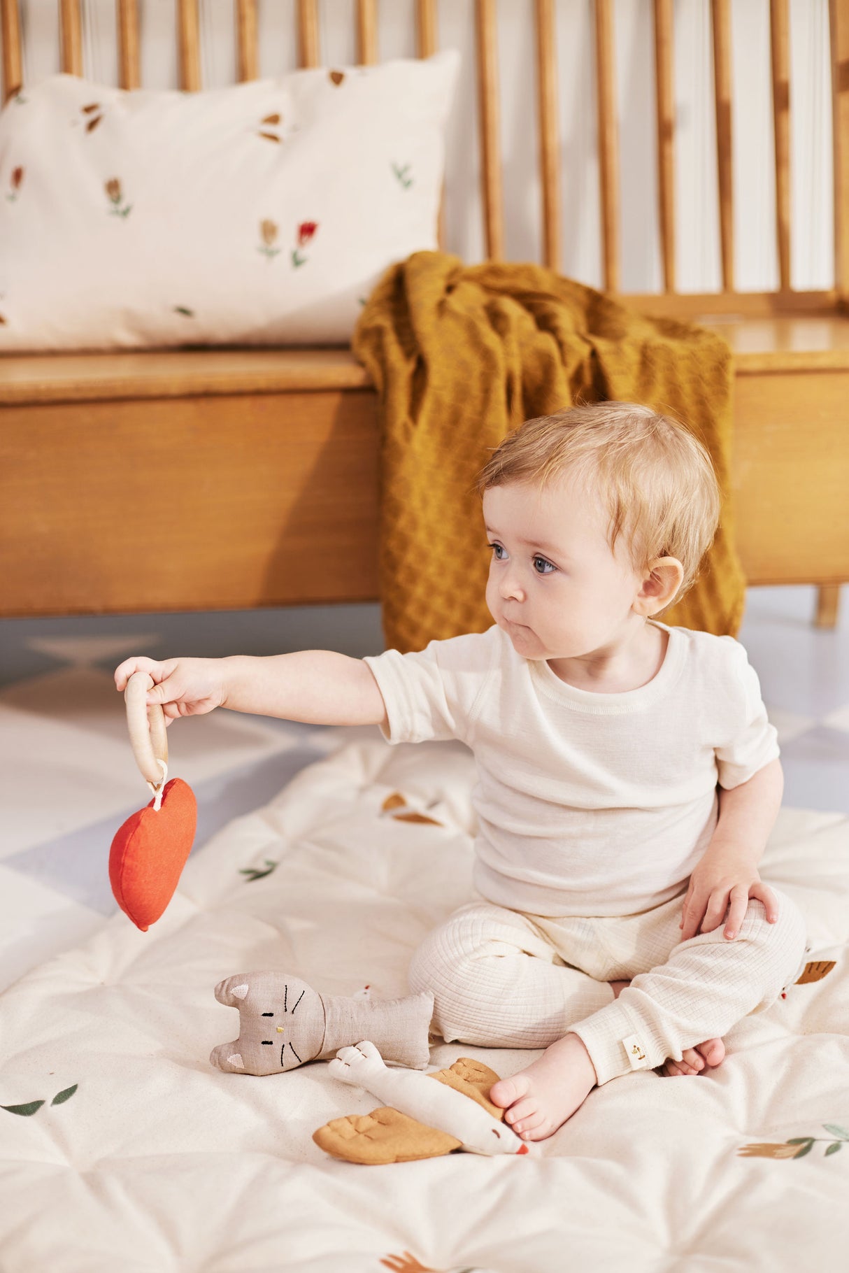 Bestickte Spielmatratze