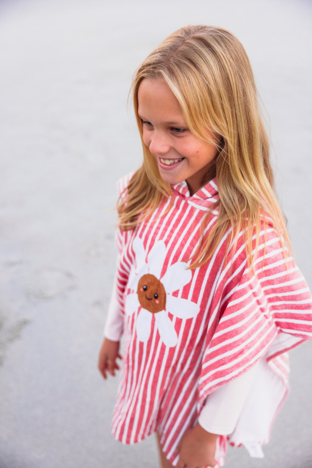 Poncho/ Gänseblümchen