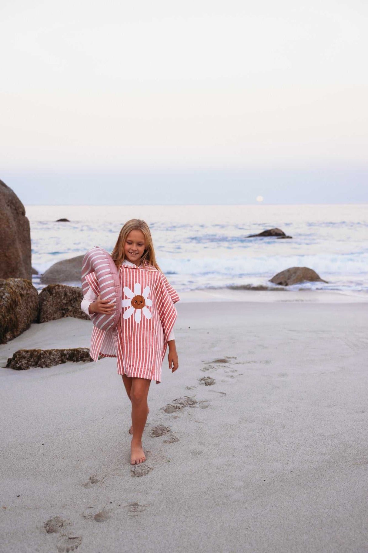 Poncho/ Gänseblümchen