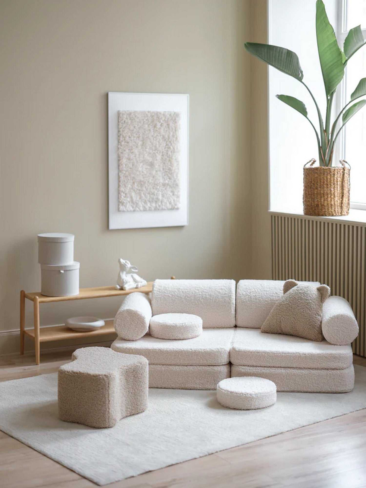 Settee/ Cream White