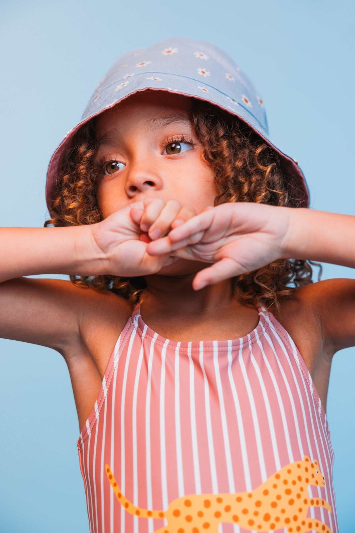 UV- Wende- Hut/ Gänseblümchen 2-4 Jahre