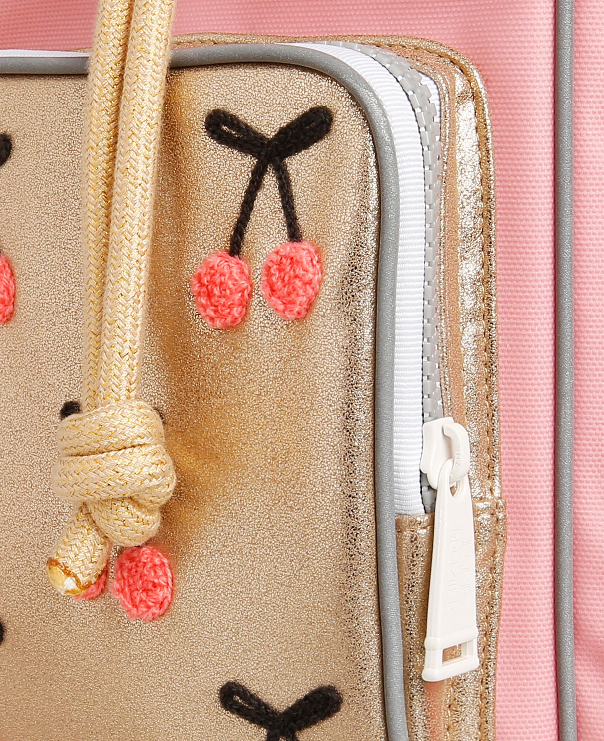 Ergomaxx/ Cherry Pompon