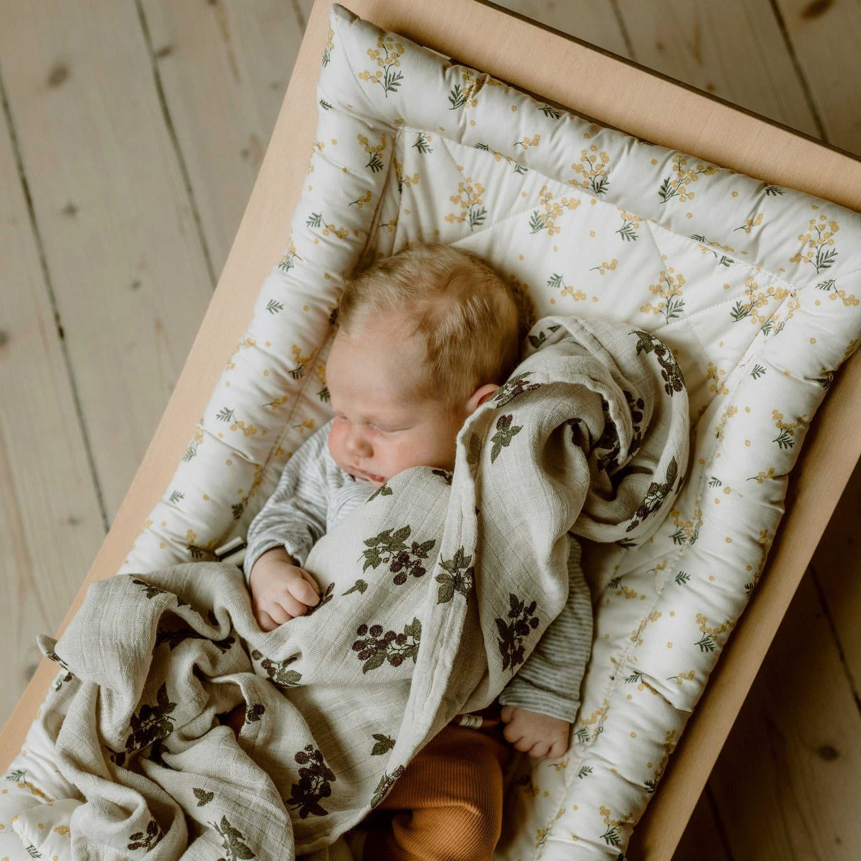 Babywippe LEVO