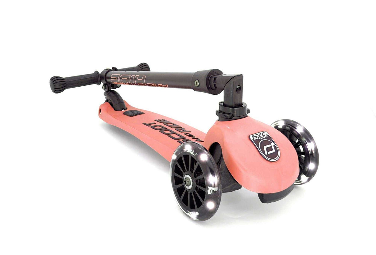 Highwaykick 3 LED peach