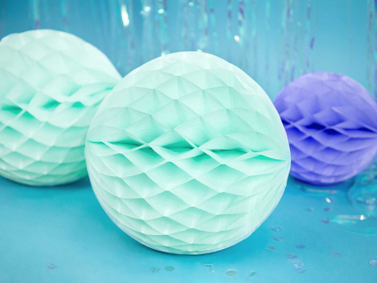 Honeycomb Ball, light mint