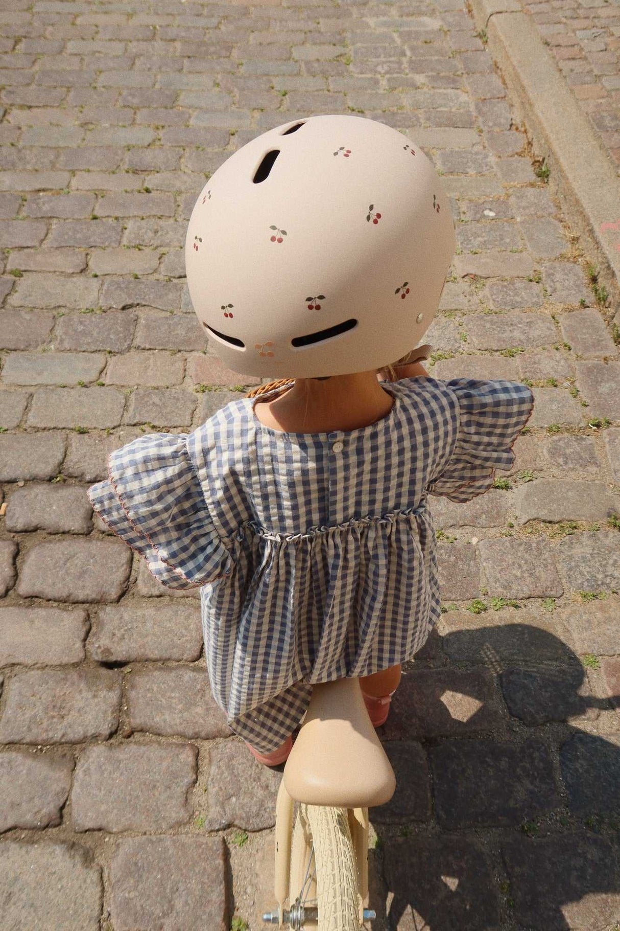 Fahrradhelm/ Cherry
