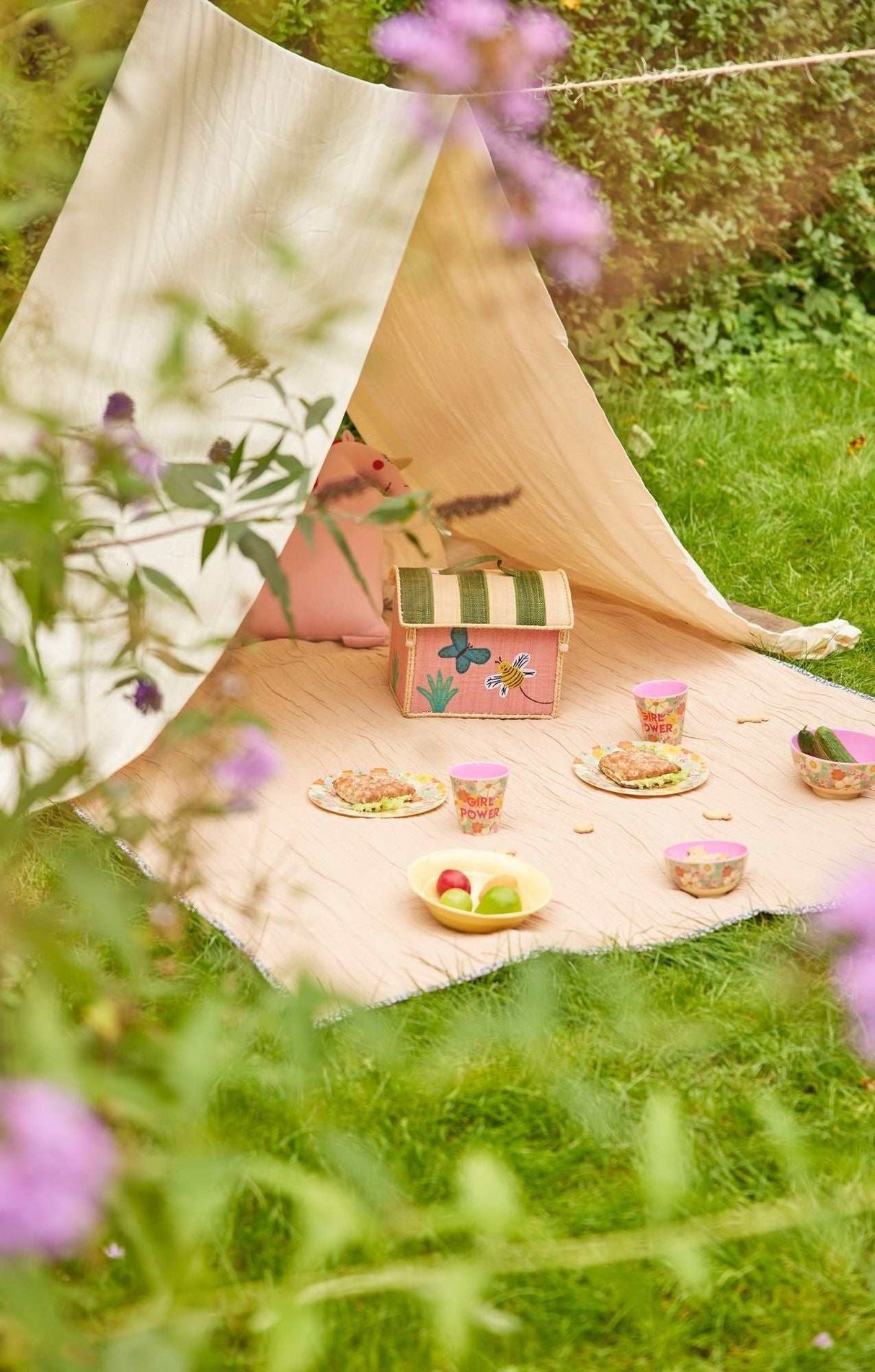 Mittlere Schale/ Flower Power