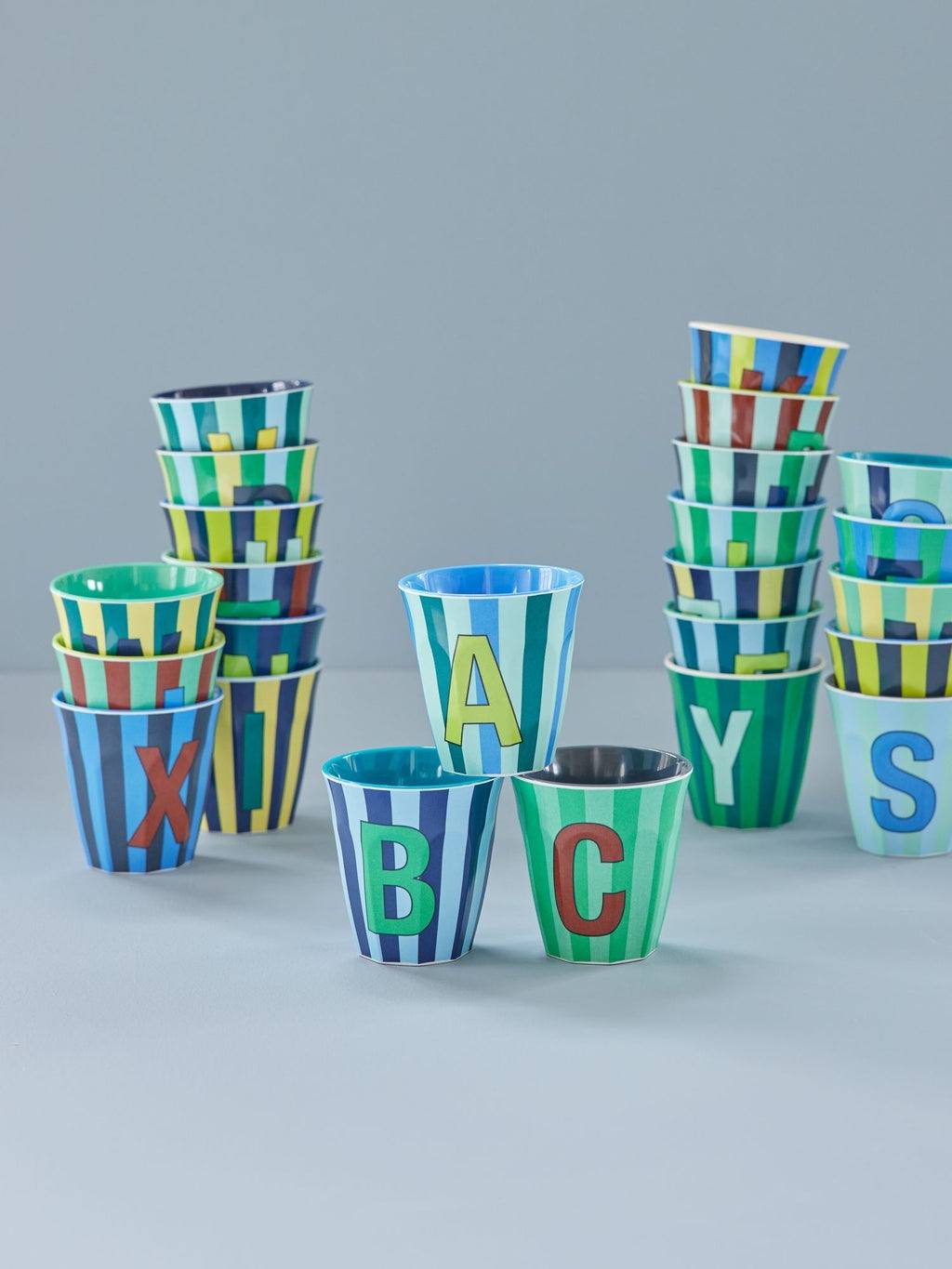 Buchstabenbecher O - 250 ml