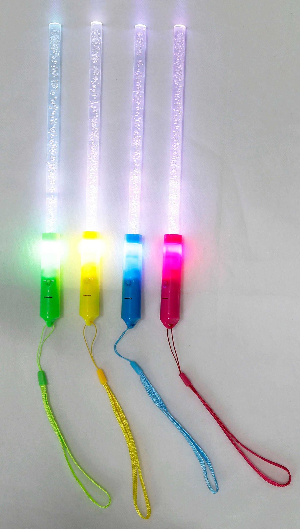 Leuchtstab mit Licht (1Stück)