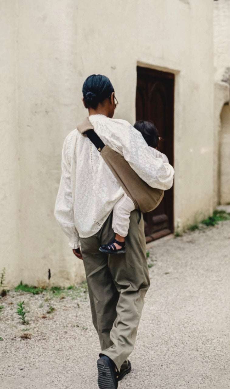 Kindertrage Leinen / Camel