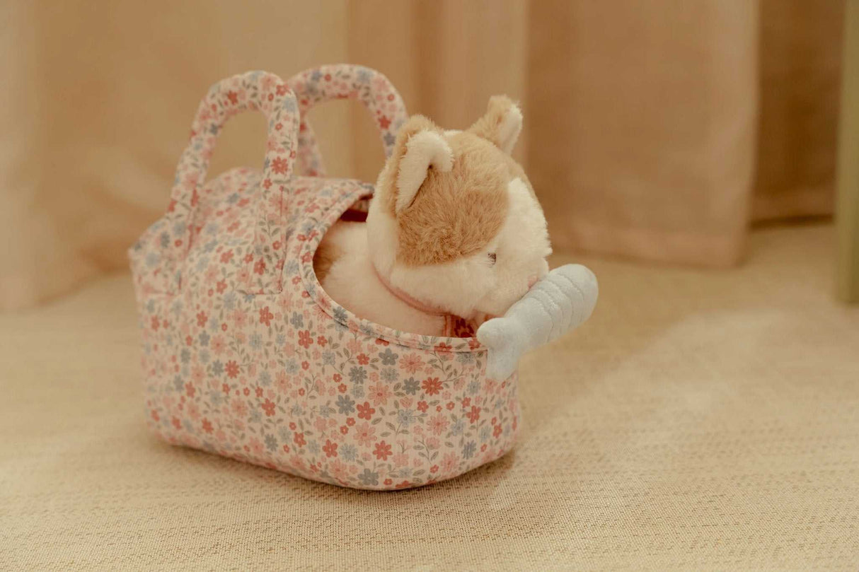 Plüschkatze Marley in Tasche