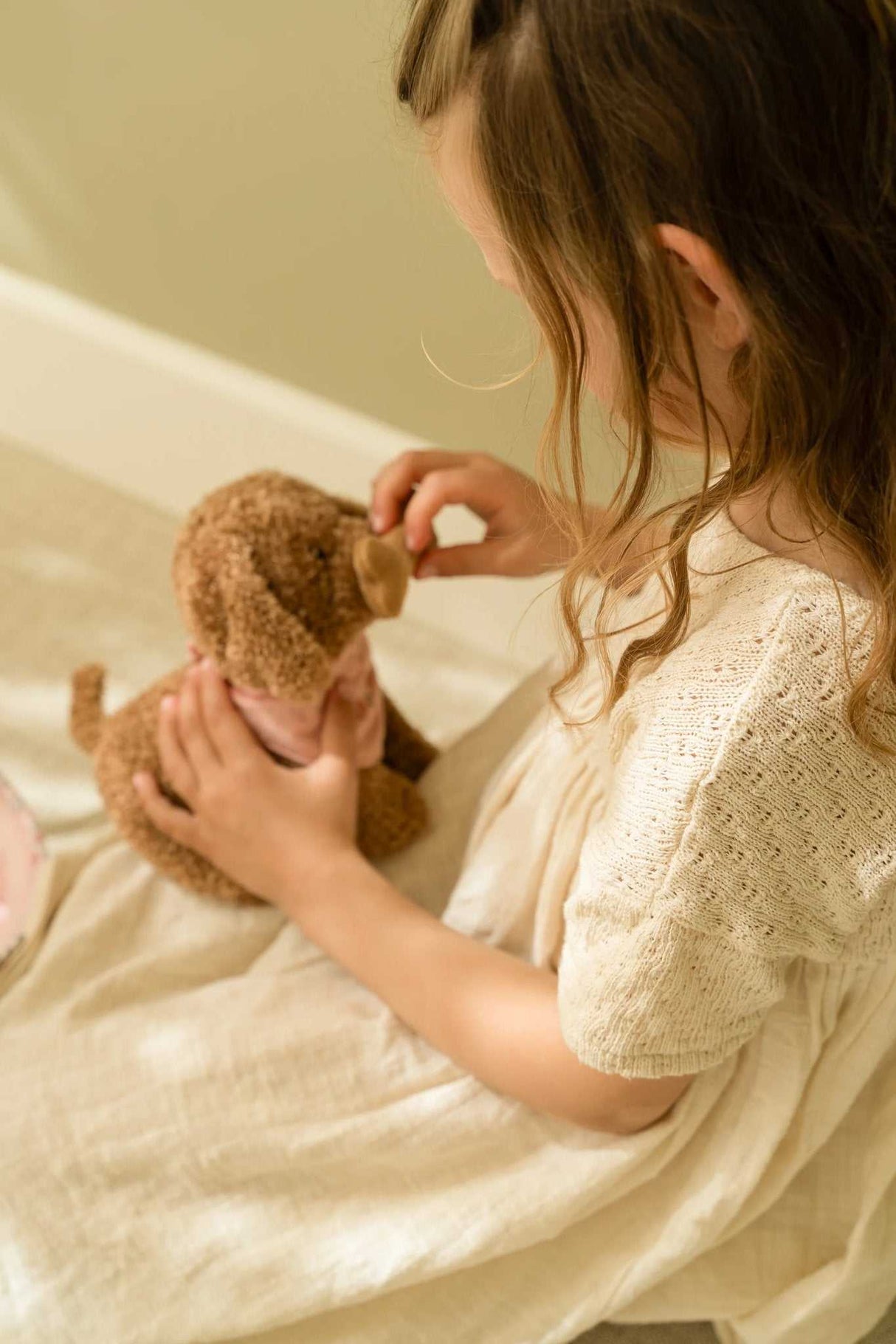 Plüschhund Jackie in Tasche