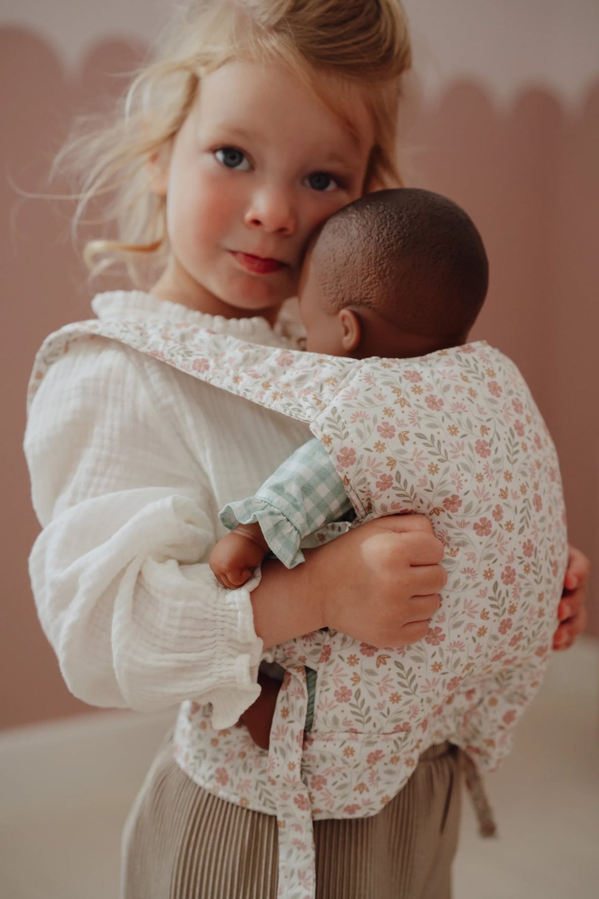 Puppentrage/ Soft Flowers