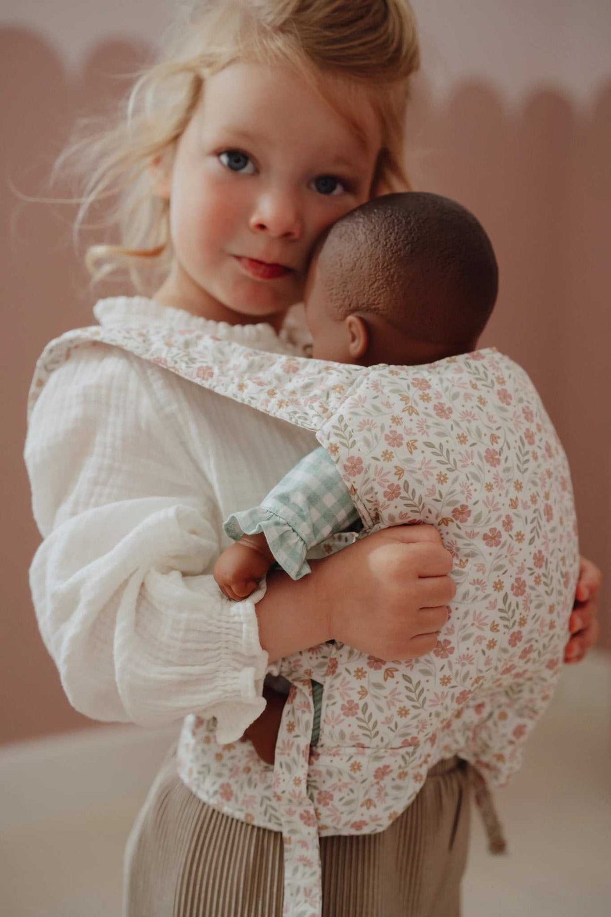 Puppentrage/ Soft Flowers