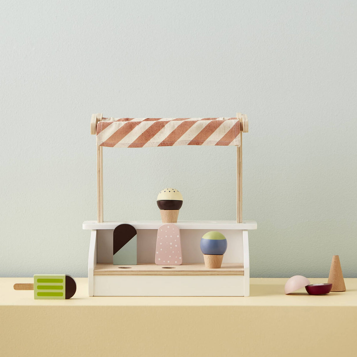 Eisverkaufsstand Bistro