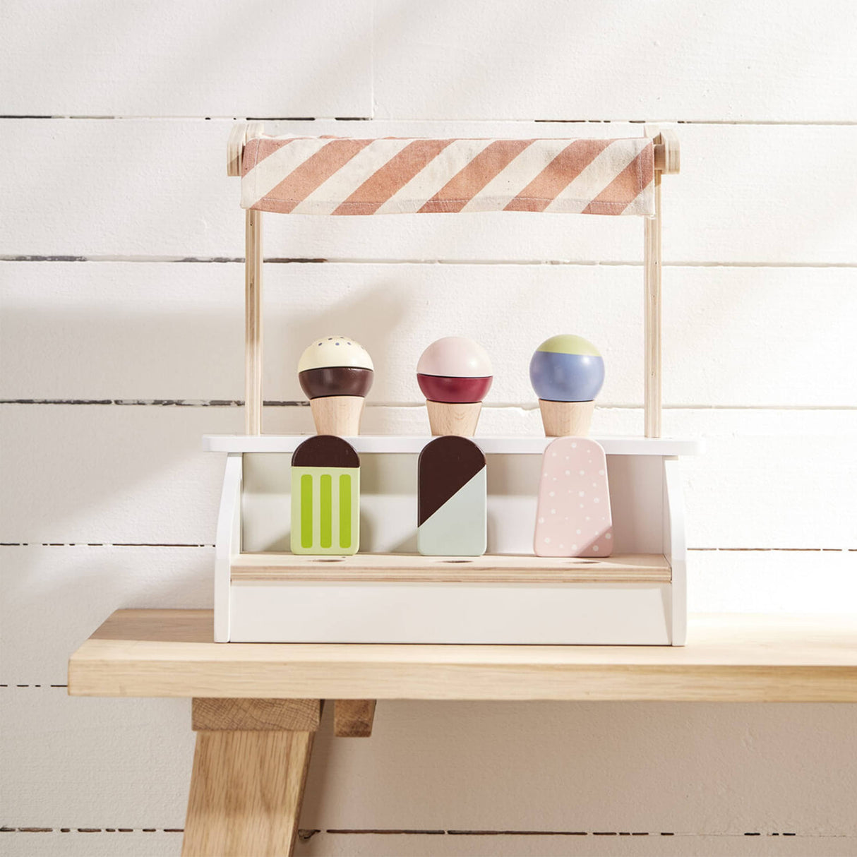 Eisverkaufsstand Bistro