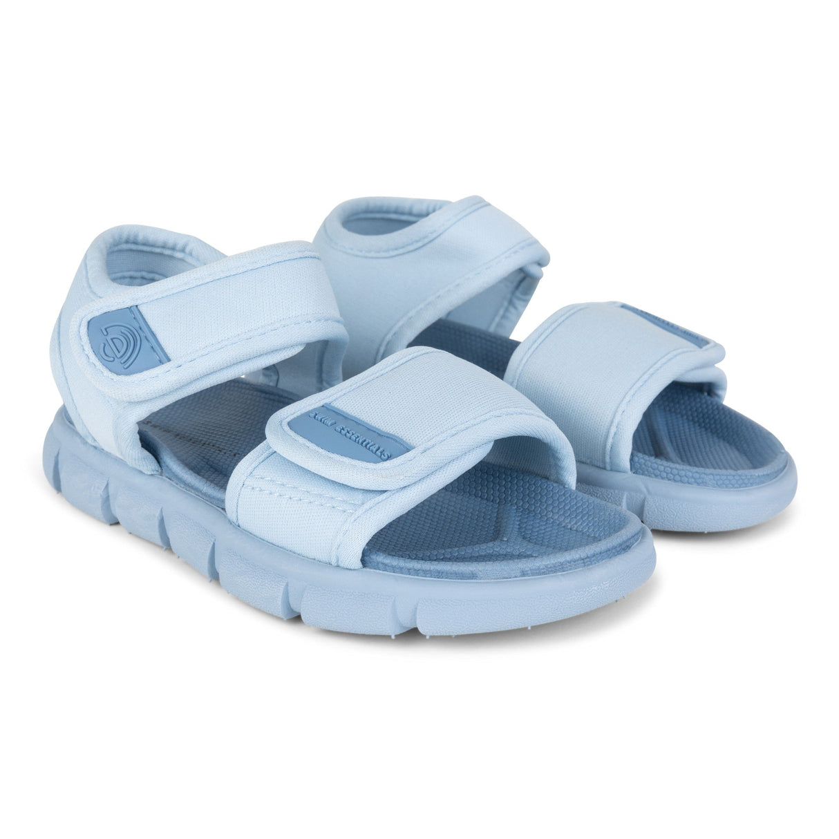 Graue Kindersandalen aus recyceltem Material mit flexibler Sohle für Sommer und Outdoor-Spielspaß