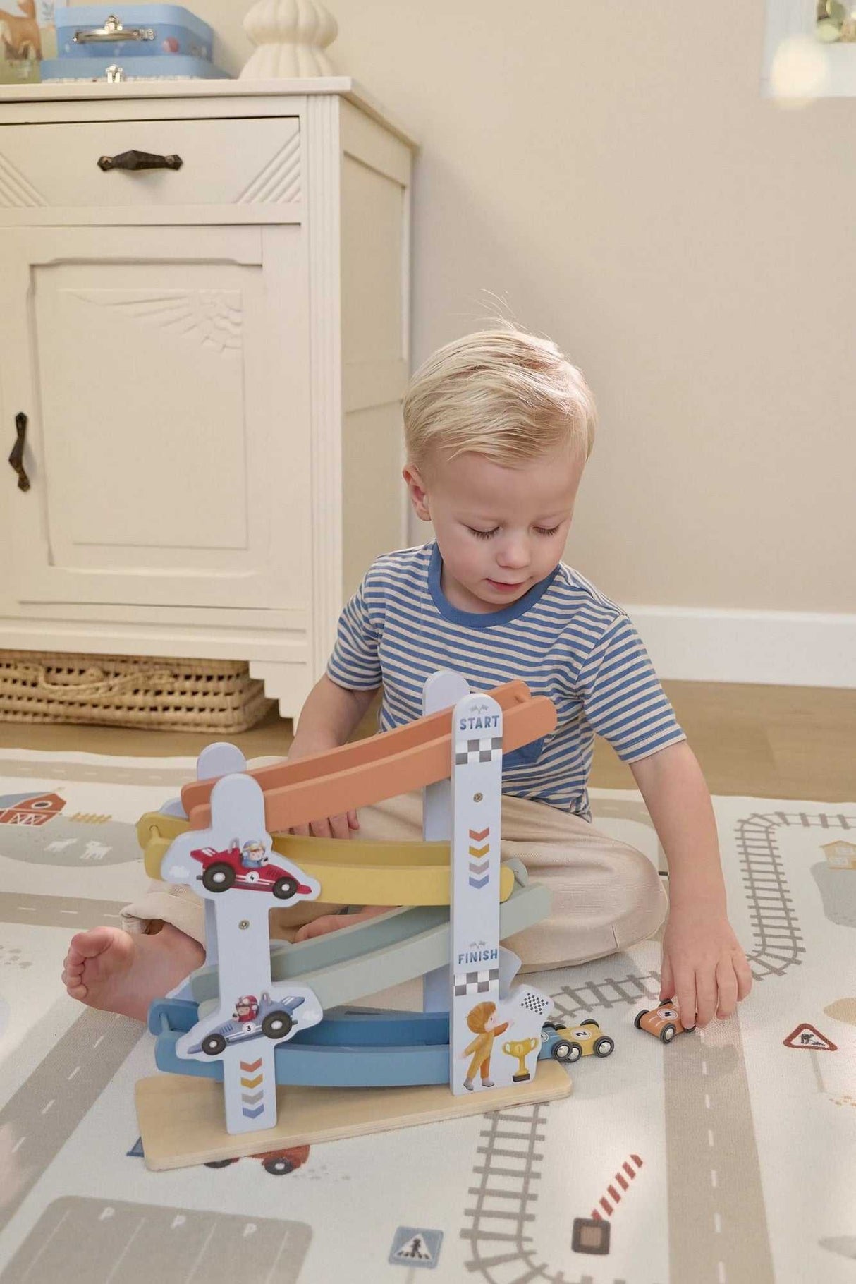 Kugelbahn Auto- Rennbahn