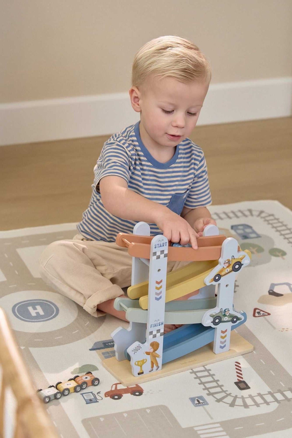 Kugelbahn Auto- Rennbahn