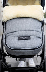 Arosa Luxe Lammfell-Fußsack/ grigio