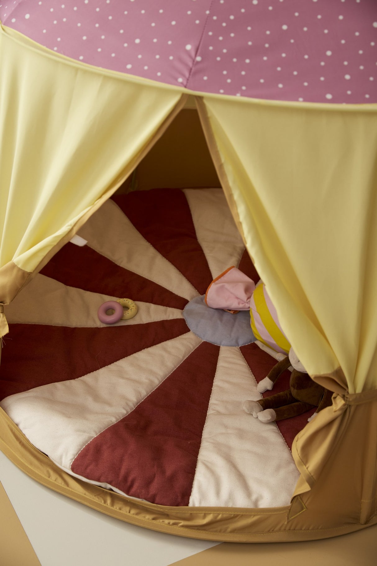 Spielzelt Zirkus rosa