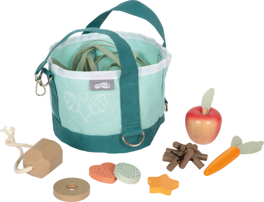 Pferdefutter Set mit Tasche