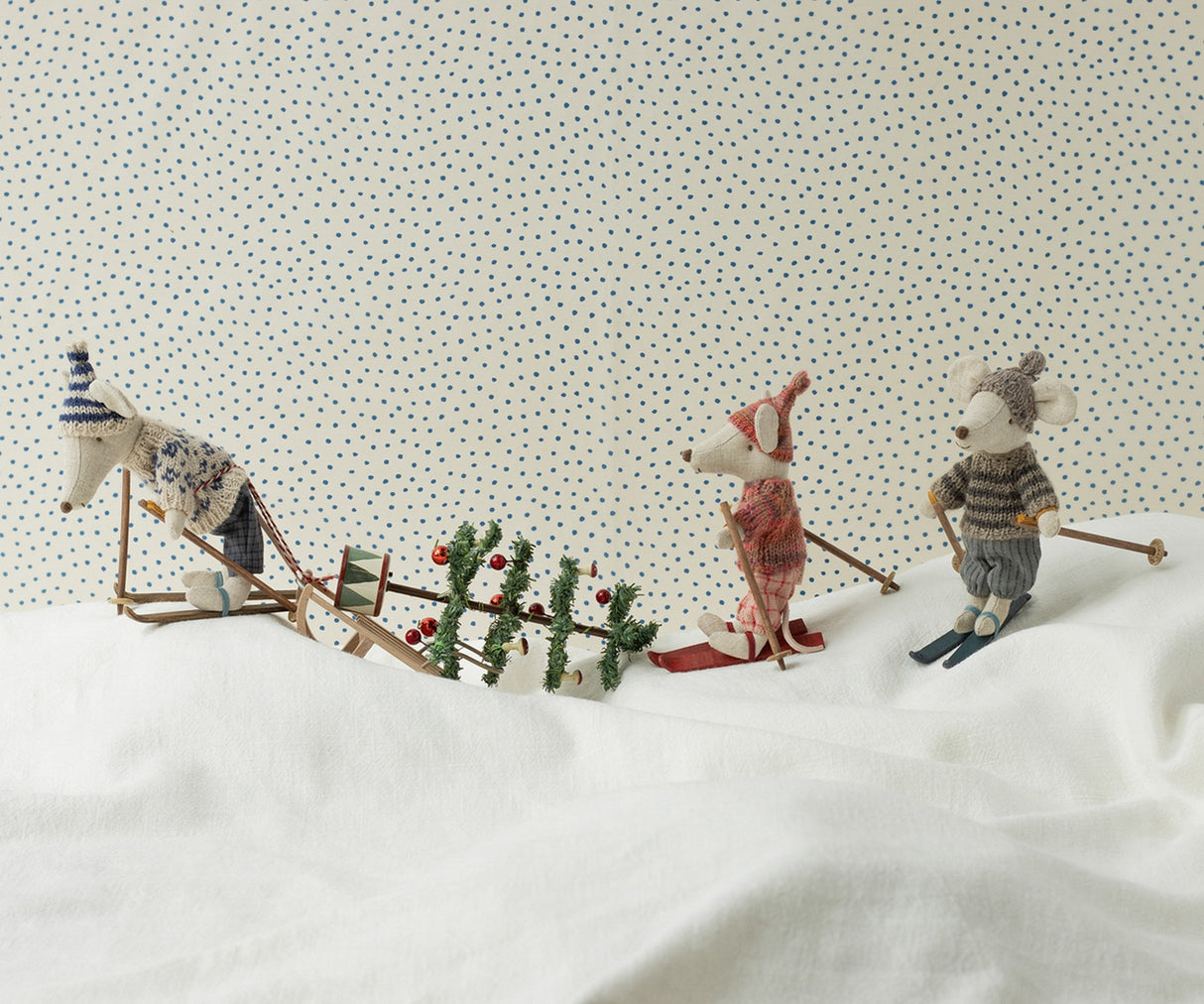 Wintermaus Papa mit Ski- Set