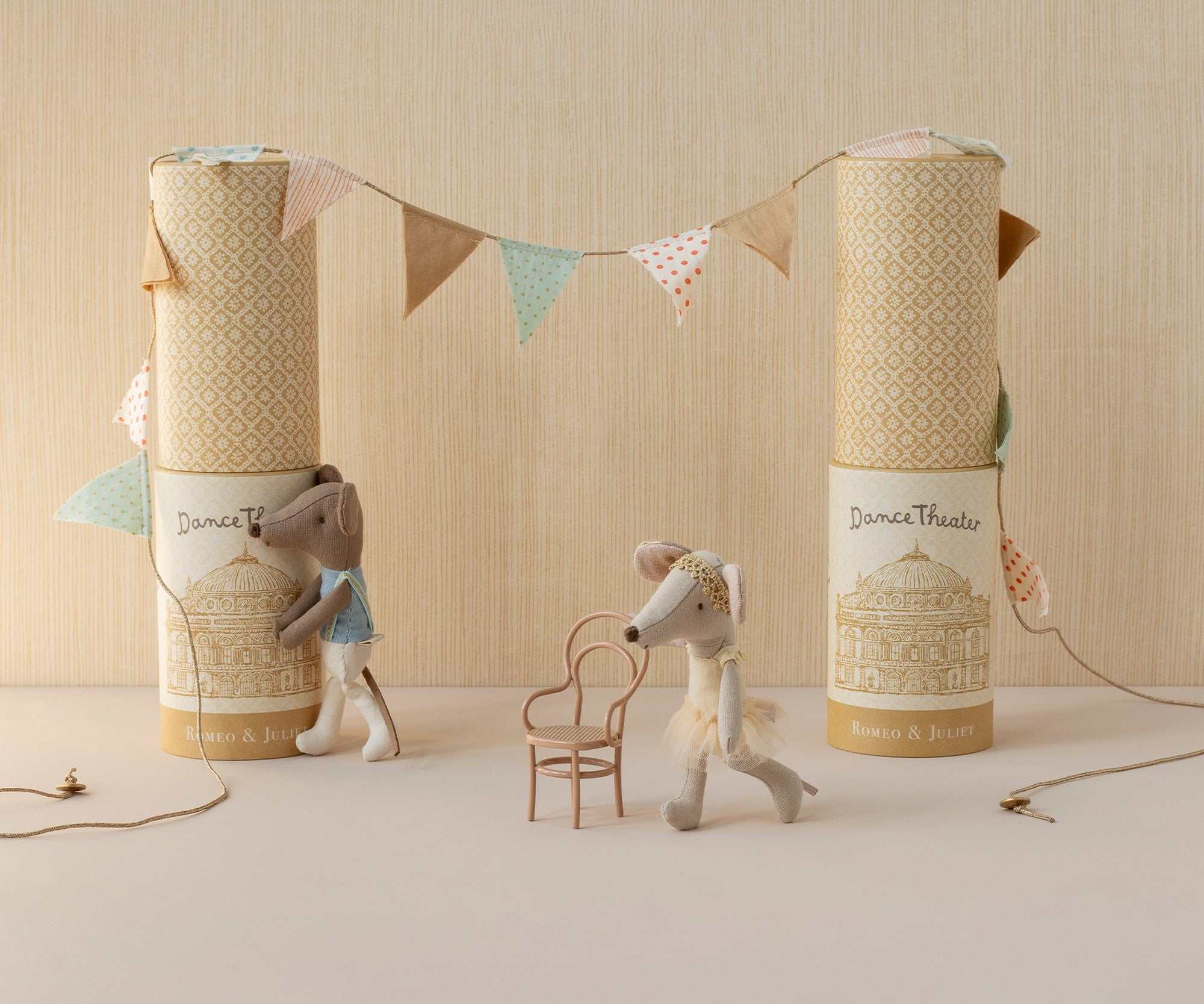 Balletttänzerin/ Große Schwester