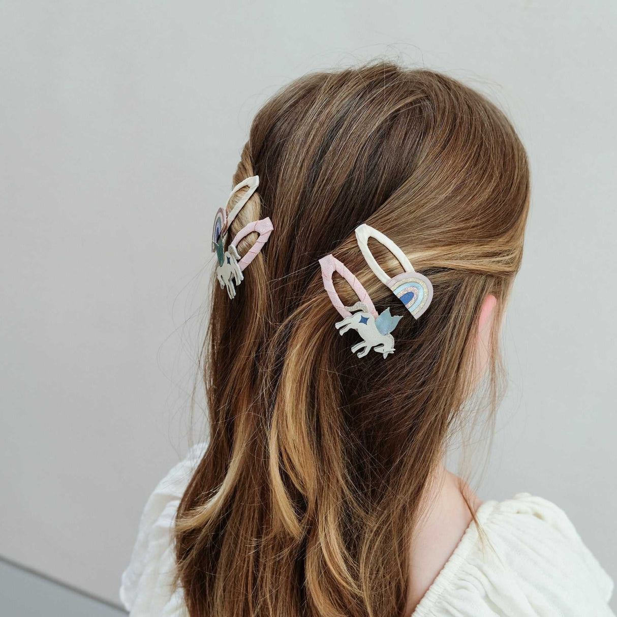Haarclips geflügeltes Einhorn