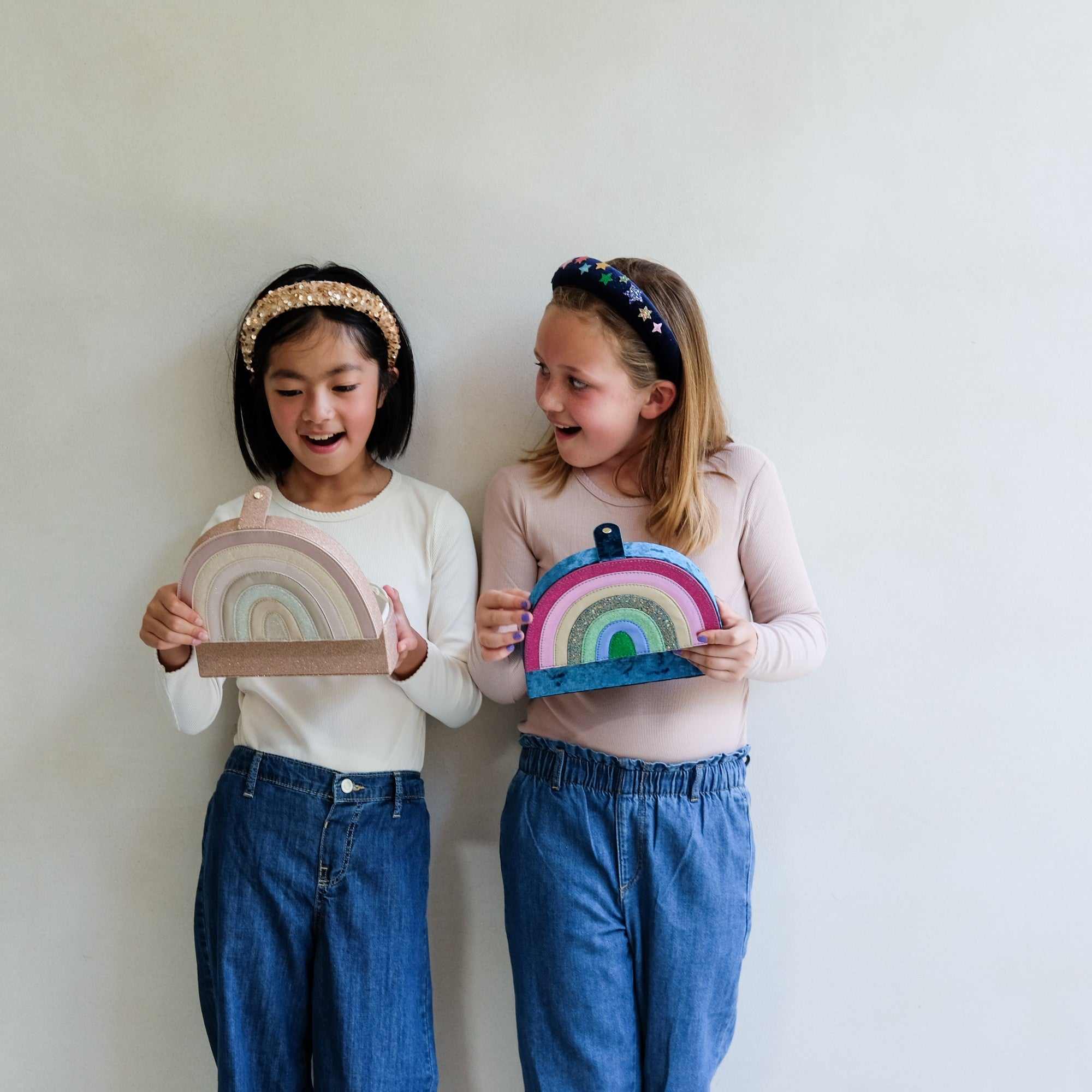 Haarreif mit Pailletten