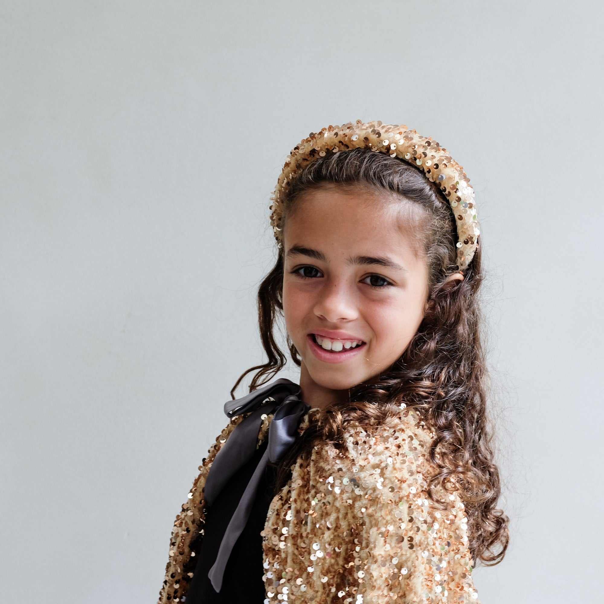 Haarreif mit Pailletten