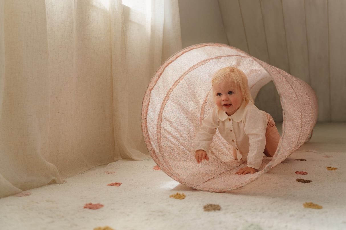 Spieltunnel/ Fairy Garden