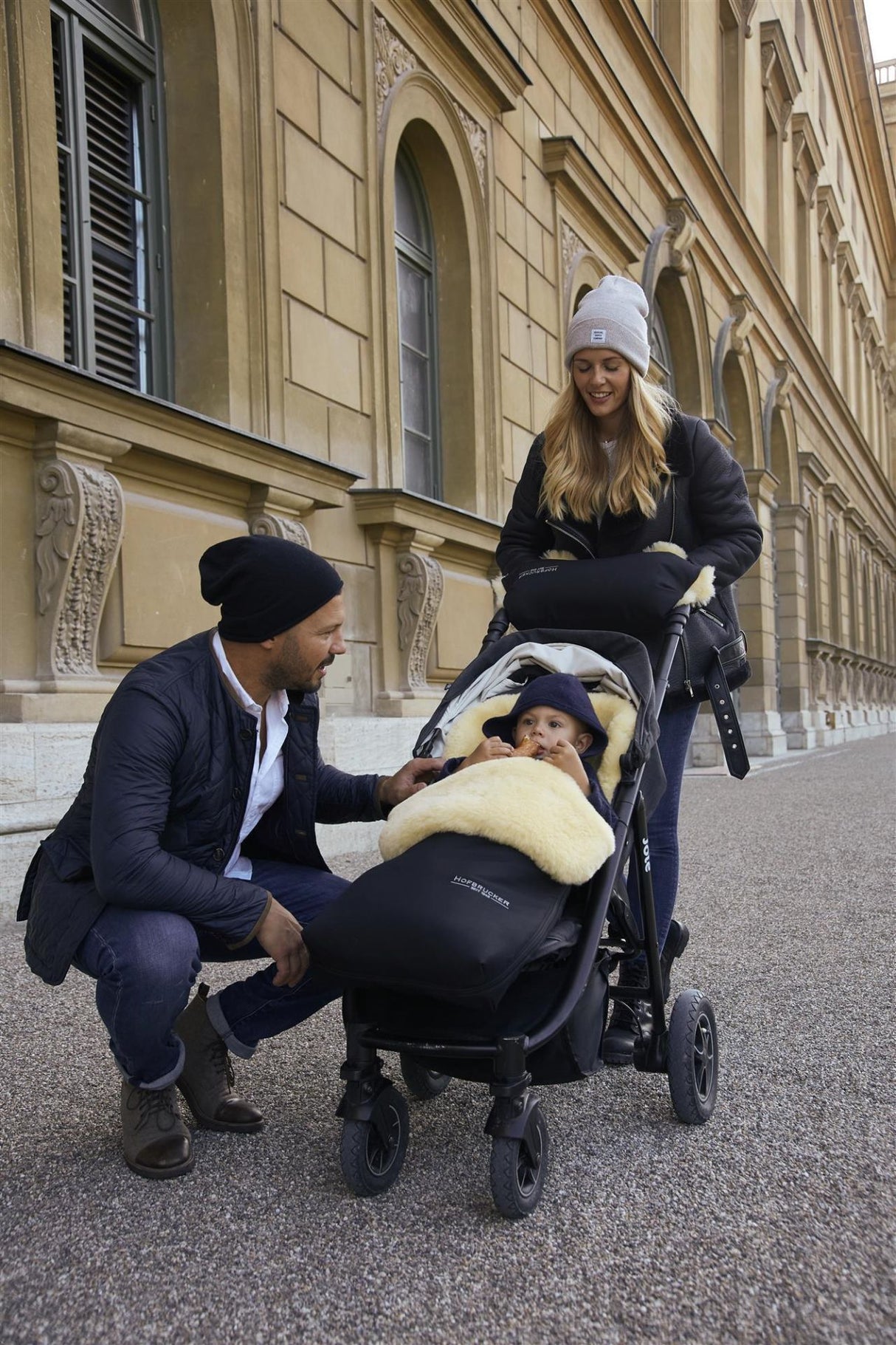 PUTZI Ganzjahres Lammfellfußsack-schwarz