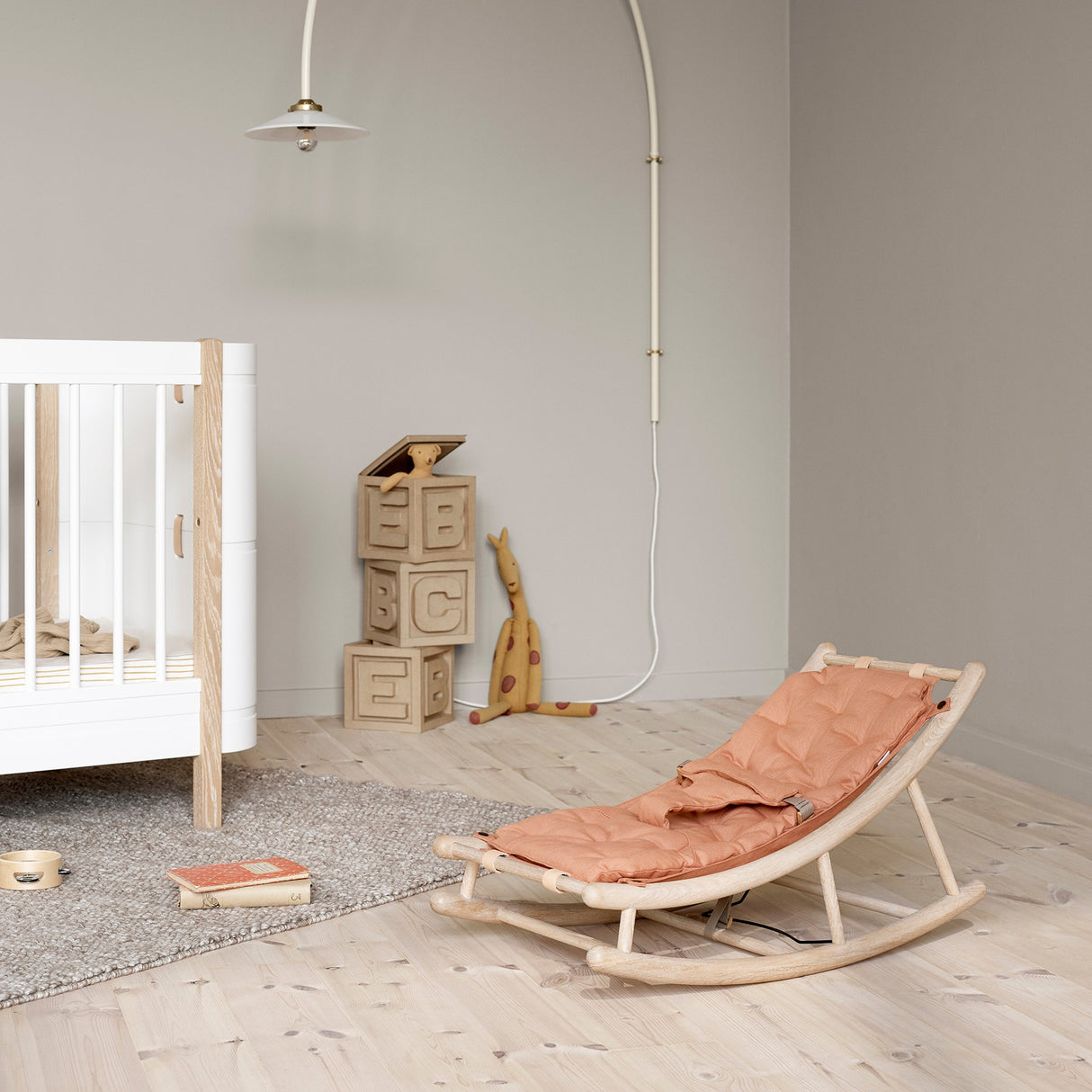 Wood Baby- & Kleinkindwippe Eiche/karamell