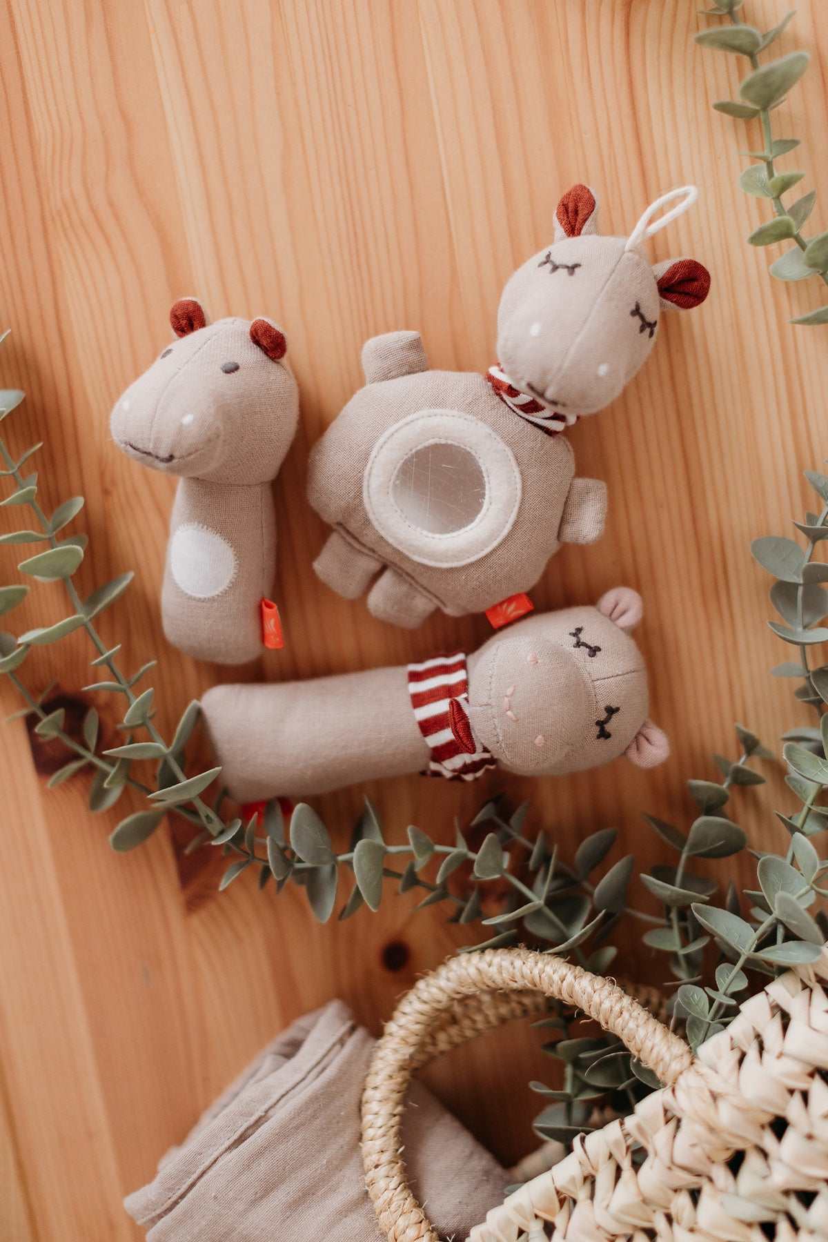 spielzeug für babys nähen Quietscher Hippo – Weiches Spielzeug für Babys ab 3 Monaten