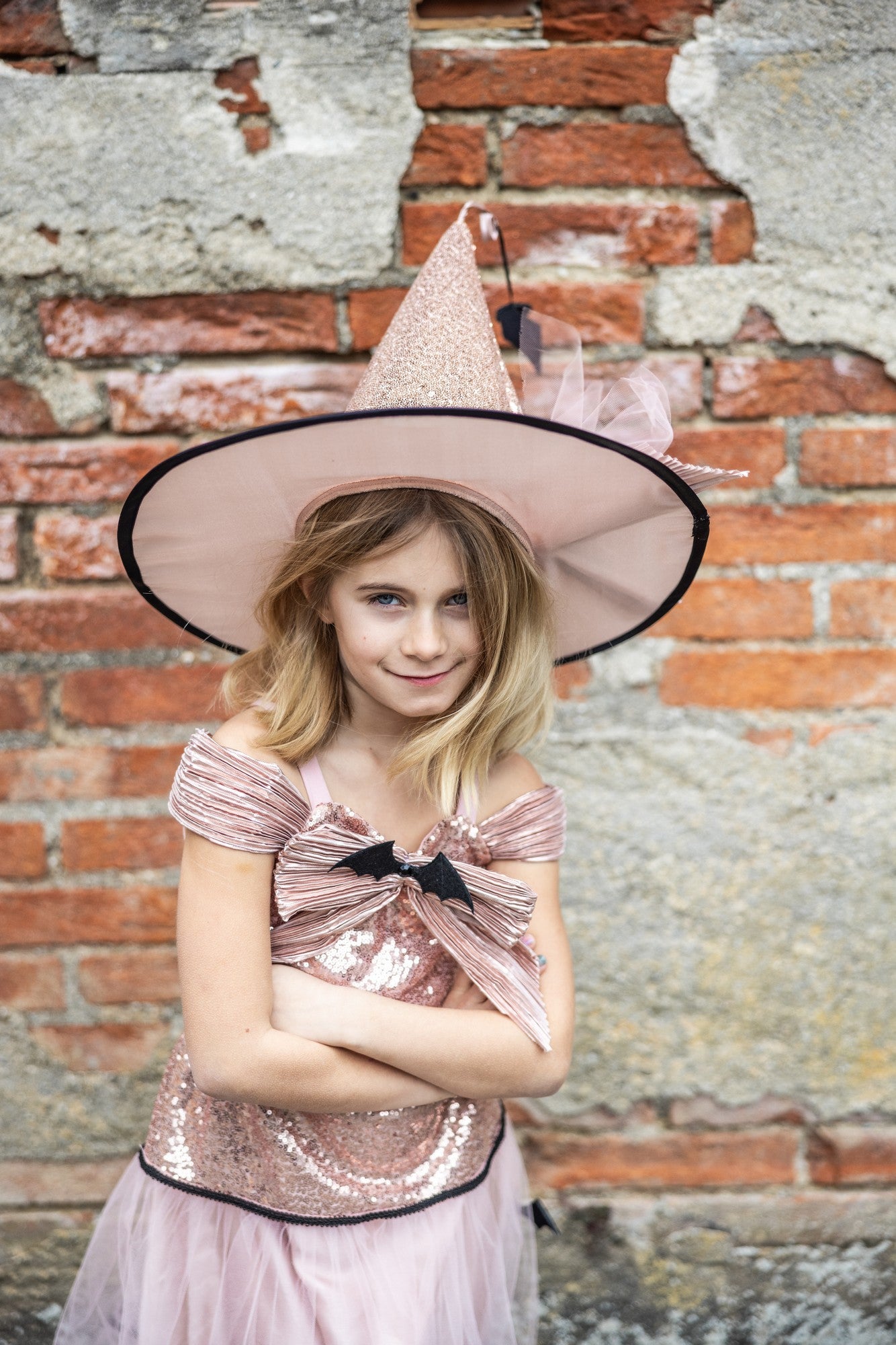 Glamouröses Hexenkleid & Hut 5-6 Jahre