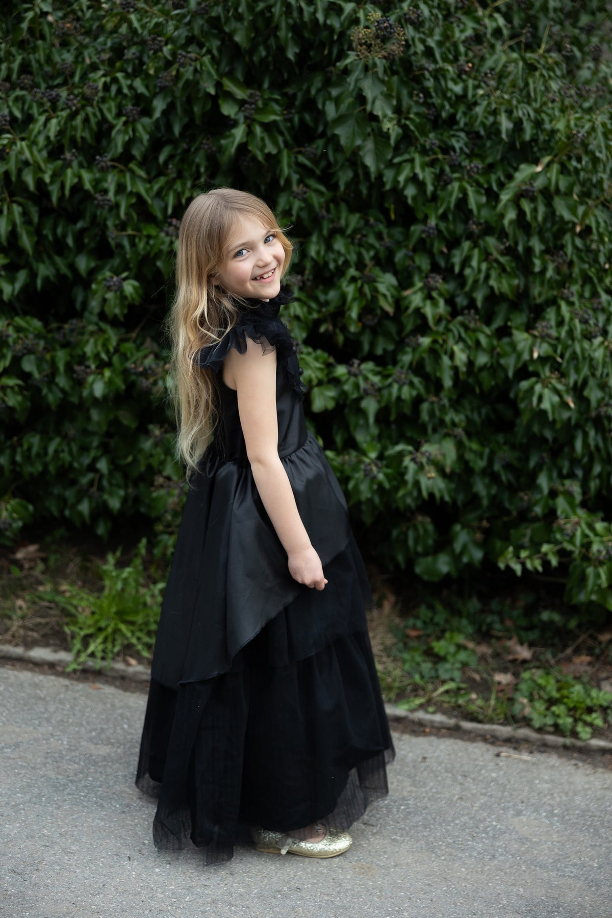 Gothic Mischief Hexenkleid  5-6 Jahre