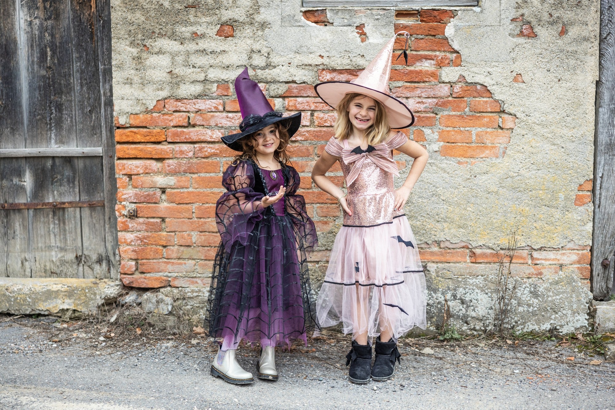 Glamouröses Hexenkleid & Hut 5-6 Jahre