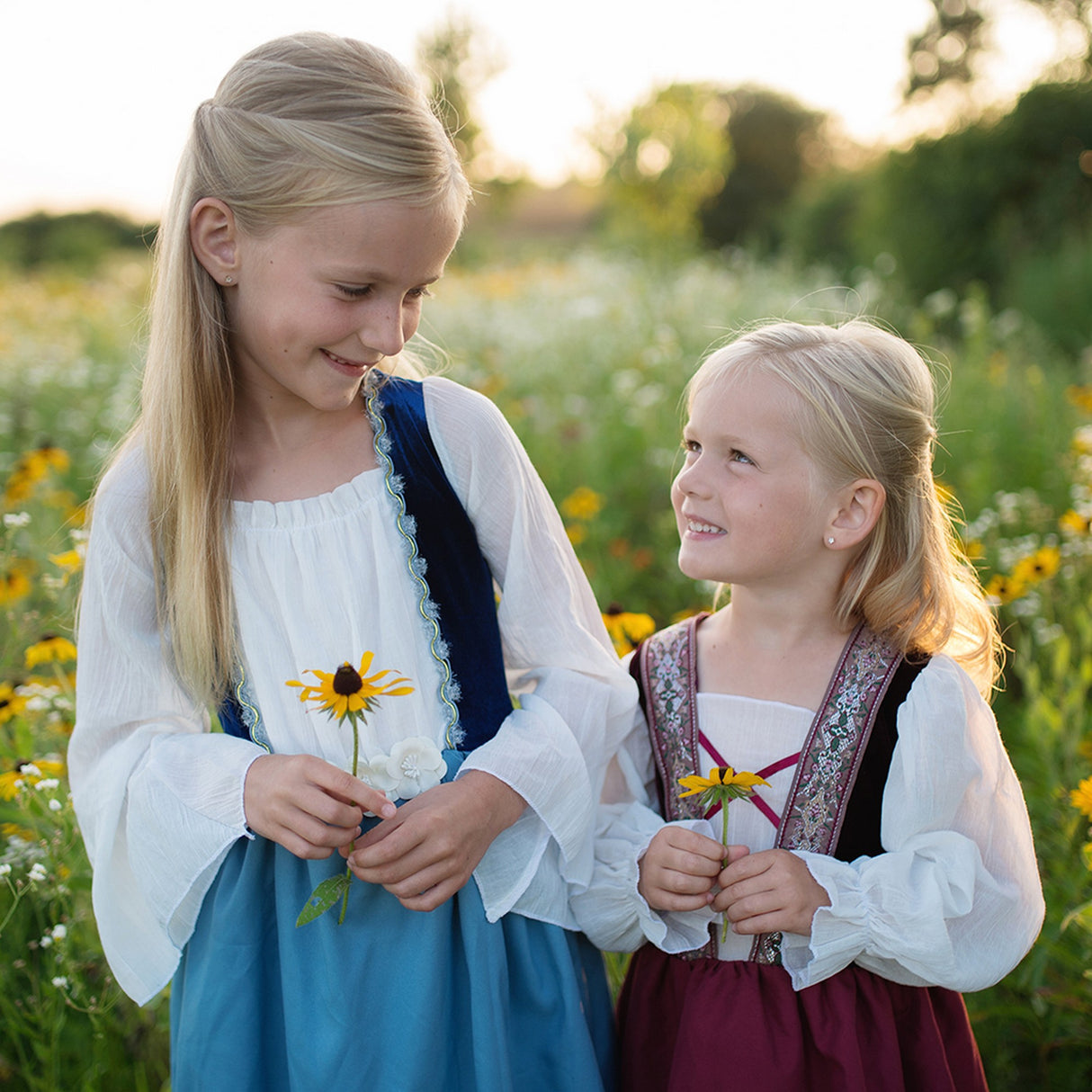 Bauernkleid blau 7-8 Jahre